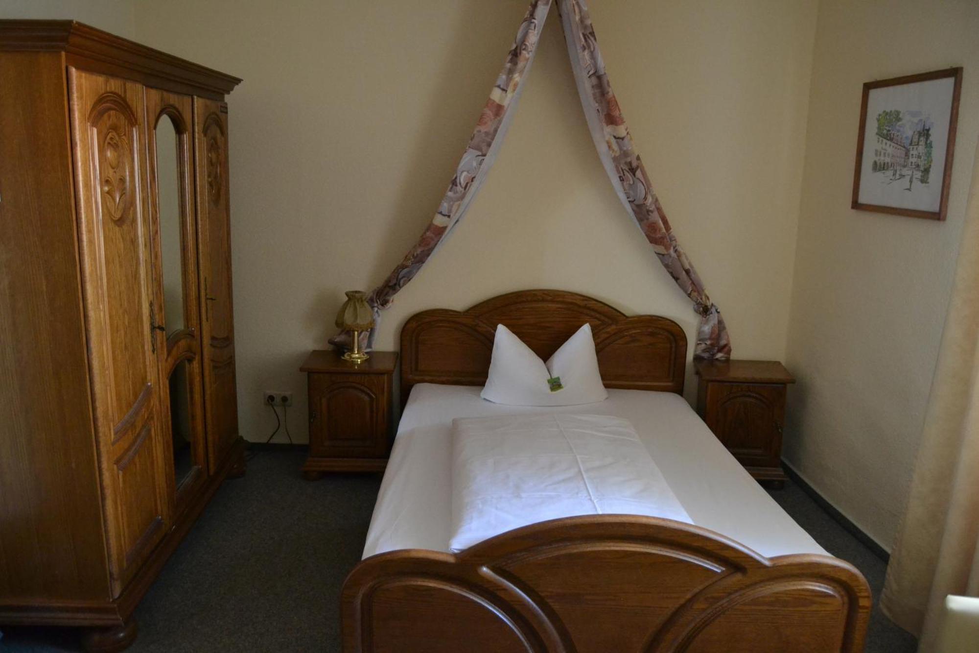 Hotel Anker Saalfeld Saale Bilik gambar